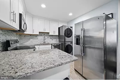 130 N Duke Drive, Sterling, VA 20164 - Photo 4