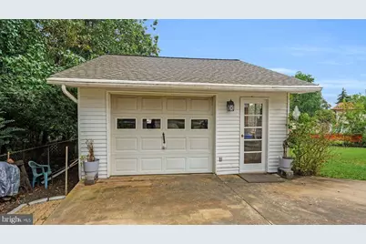 1115 S Dickenson Avenue, Sterling, VA 20164 - Photo 4