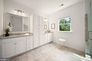 24921 Balmoral Glen Ct, Aldie, VA 20105 - Photo 10