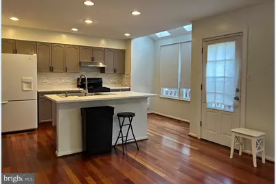 46706 Bullfinch Square, Sterling, VA 20164 - Photo 4