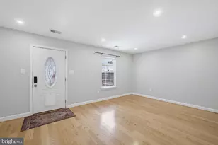 22952 Fleet Terrace, Sterling, VA 20166 - Photo 10