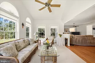 45539 Lakeside Dr, Sterling, VA 20165 - Photo 10