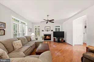 45539 Lakeside Dr, Sterling, VA 20165 - Photo 12