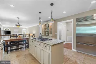 20612 Belwood Ct, Sterling, VA 20165 - Photo 14