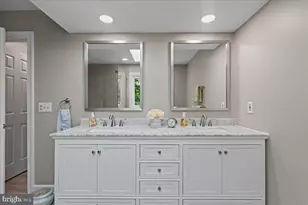 20612 Belwood Ct, Sterling, VA 20165 - Photo 36