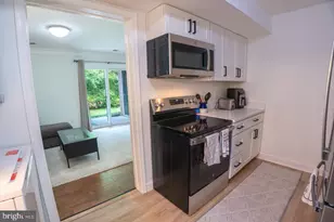 1018 Brixton Ct, Sterling, VA 20164 - Photo 12