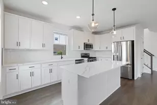 42623 Nubbins Ter, Ashburn, VA 20147 - Photo 8