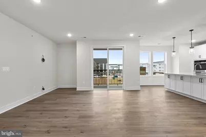 23688 Bolton Crescent Terrace #304, Ashburn, VA 20148 - Photo 6