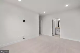 23688 Bolton Cres Terrace, Ashburn, VA 20148 - Photo 18