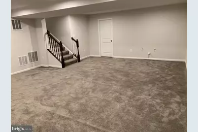 26774 Barnsley Place, Chantilly, VA 20152 - Photo 10