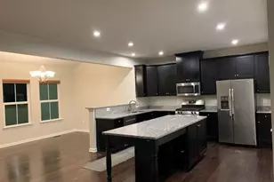 26774 Barnsley Pl, Chantilly, VA 20152 - Photo 8