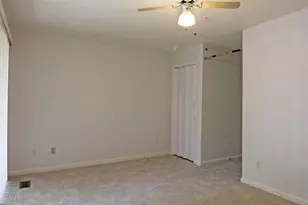 21783 Baldwin Square, Sterling, VA 20164 - Photo 20