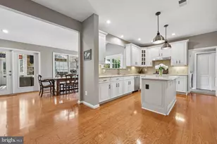 20255 Kiawah Island Dr, Ashburn, VA 20147 - Photo 16