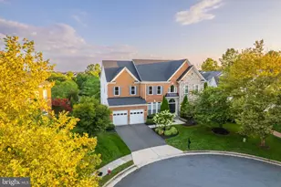 41897 White Mountain Ct, Aldie, VA 20105 - Photo 2
