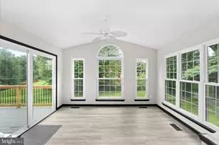 37743 Sutton Dr, Purcellville, VA 20132 - Photo 24