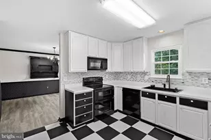 37743 Sutton Dr, Purcellville, VA 20132 - Photo 14