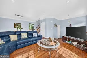 21358 Sawyer Square, Ashburn, VA 20147 - Photo 6