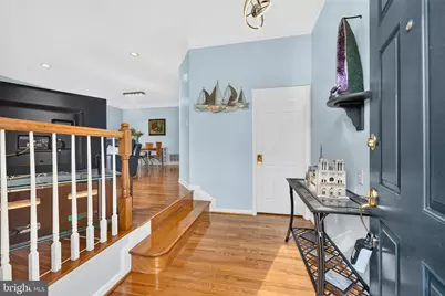 21358 Sawyer Square, Ashburn, VA 20147 - Photo 2
