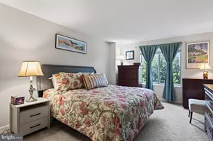 19385 Cypress Ridge Terrace, Leesburg, VA 20176 - Photo 18