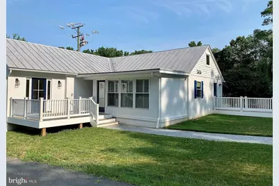 150 N Hatcher Avenue #100, Purcellville, VA 20132 - Photo 2