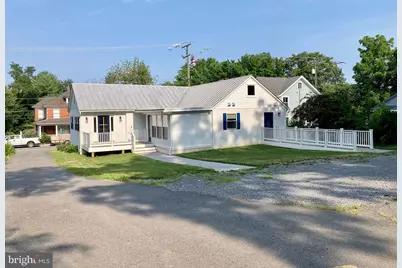 150 N Hatcher Avenue #100, Purcellville, VA 20132 - Photo 1