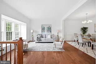 20966 Martingale Square, Sterling, VA 20165 - Photo 2