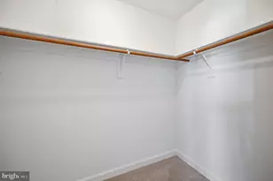 20966 Martingale Square, Sterling, VA 20165 - Photo 18