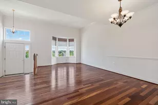 825 Bluefield Square NE, Leesburg, VA 20176 - Photo 8