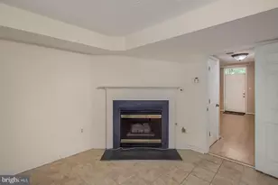 44102 Tippecanoe Terrace, Ashburn, VA 20147 - Photo 2