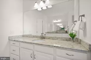 25811 Yellow Birch Ct, Aldie, VA 20105 - Photo 32