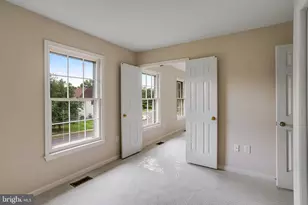 1 Byron Ct, Sterling, VA 20165 - Photo 28