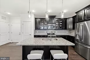 23630 Havelock Walk, Ashburn, VA 20148 - Photo 4