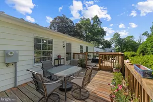 321 S 26th St, Purcellville, VA 20132 - Photo 24