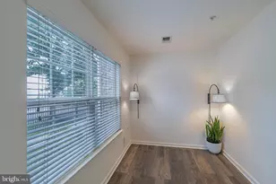 21775 Bancroft Ct, Ashburn, VA 20147 - Photo 6
