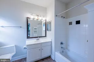 21775 Bancroft Ct, Ashburn, VA 20147 - Photo 32