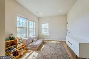 813 Sawback Sq NE, Leesburg, VA 20176 - Photo 6