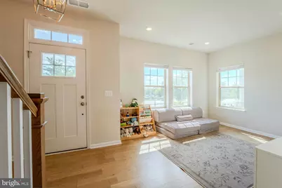 813 Sawback Square NE, Leesburg, VA 20176 - Photo 4