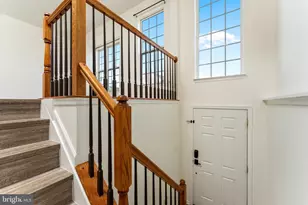 42795 Shaler St, Chantilly, VA 20152 - Photo 2