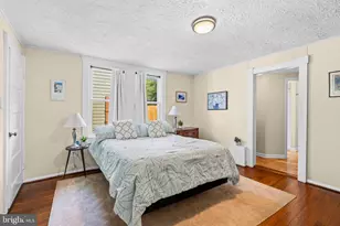 220 W O St, Purcellville, VA 20132 - Photo 18