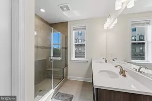 43347 Goshen Run Sq, Ashburn, VA 20148 - Photo 18