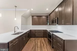 43347 Goshen Run Sq, Ashburn, VA 20148 - Photo 10