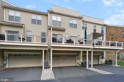 22503 Naugatuck Square, Ashburn, VA 20148 - Photo 2
