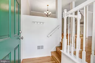 20913 Sandstone Square, Sterling, VA 20165 - Photo 2