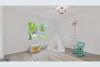 305 S Lincoln Avenue, Sterling, VA 20164 - Photo 18