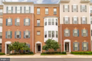 22354 Concord Station Terrace, Ashburn, VA 20148 - Photo 2