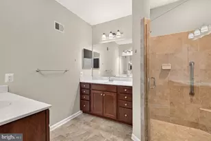 22354 Concord Station Terrace, Ashburn, VA 20148 - Photo 34