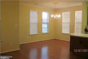 21197 McFadden Square, Sterling, VA 20165 - Photo 6