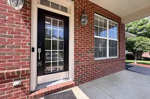22827 Oakgrove Rd, Sterling, VA 20166 - Photo 2