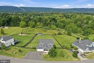 11939 George Farm Dr, Lovettsville, VA 20180 - Photo 4