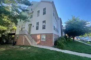 21234 Millwood Square, Sterling, VA 20165 - Photo 1